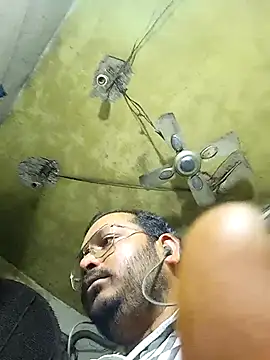 DeepakXxxR86 online show from 01/11/26, 02:00