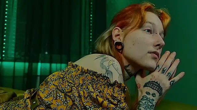 Littlespacemouse online show from 02/21/25, 05:53