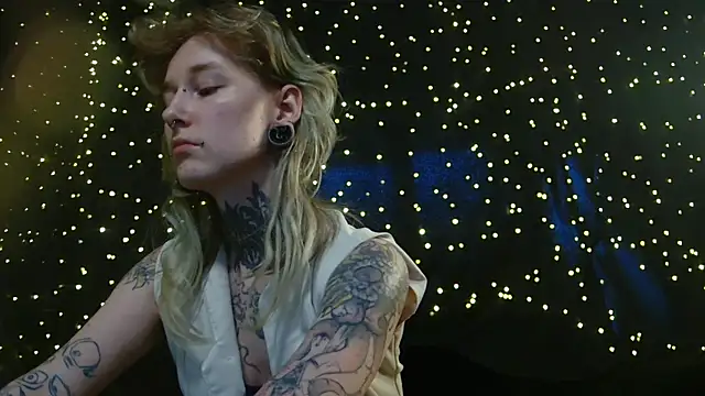 Littlespacemouse online show from 05/17/26, 02:02