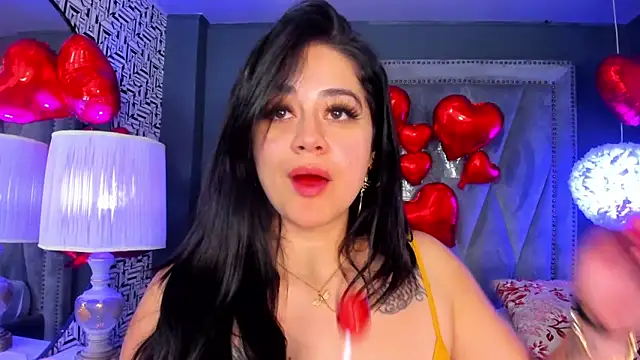 nahomi sweett online show from 02/11/25, 05:29