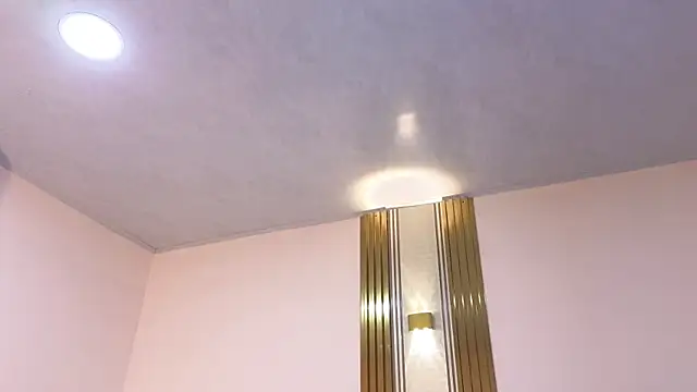 Emmaa Blonde online show from 03/02/25, 11:39