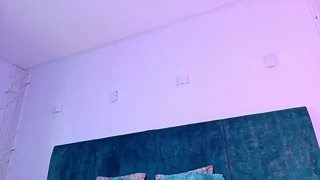 Emmaa Blonde online show from 05/25/26, 07:31