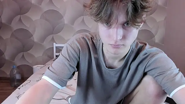 Ian Flor online show from 04/06/26, 03:13