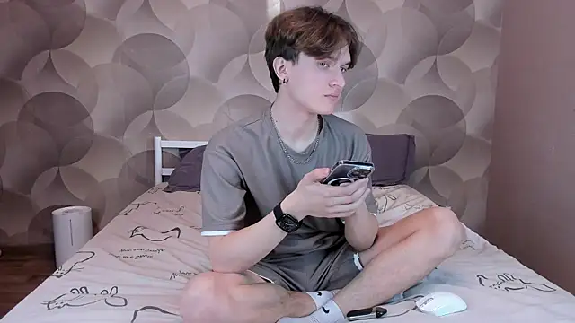 Ian Flor online show from 04/09/26, 03:06