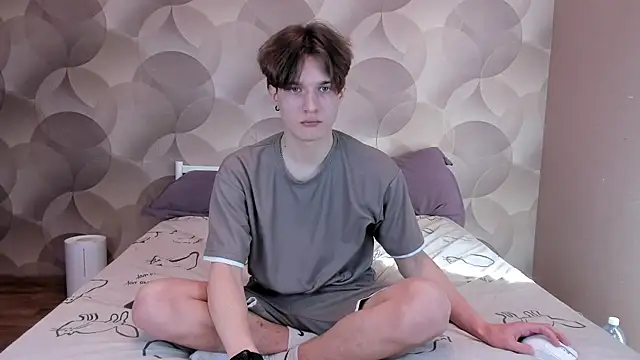 Ian Flor online show from 04/10/26, 11:15