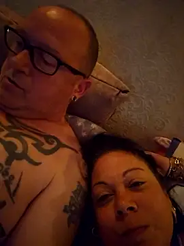 Snapshot of SuusyenMich chatting on 09/14/25, 04:00 SuusyenMich online show from 09/14/25, 04:00