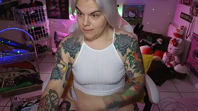 CherryBombBomb online show from 12/02/24, 05:37