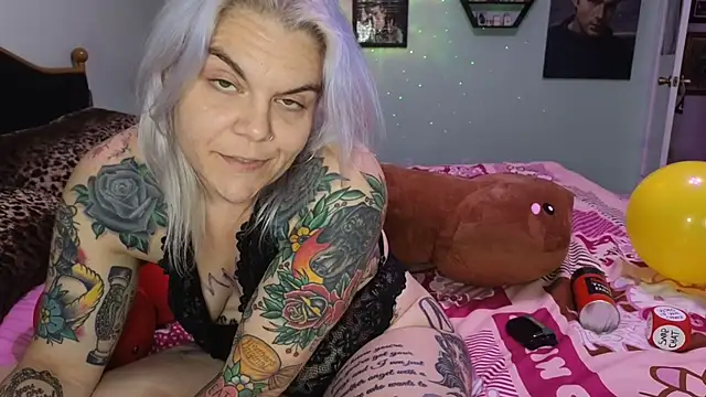 CherryBombBomb online show from 12/07/24, 09:39