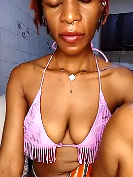 Ayrella02 online show from 12/03/25, 01:13