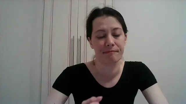 SunElizabeth online show from 03/16/25, 03:04