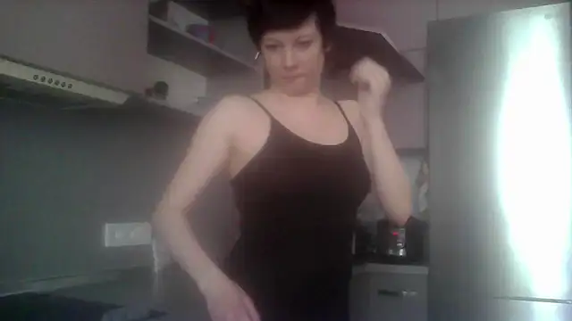 SunElizabeth online show from 05/07/26, 03:34