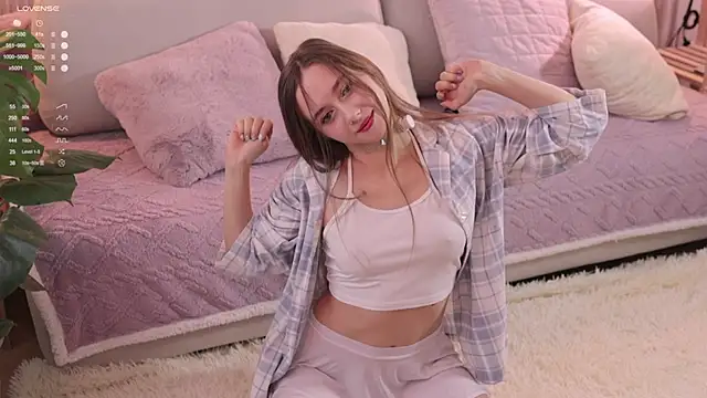  Pretty Doll  online show from 11/27/25, 09:33