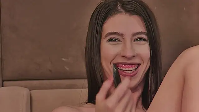 LunaWills  online show from 01/08/25, 08:27