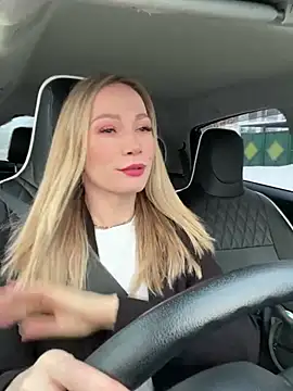 Snapshot of LavenderHot chatting on 01/30/25, 03:11 LavenderHot online show from 01/30/25, 03:11