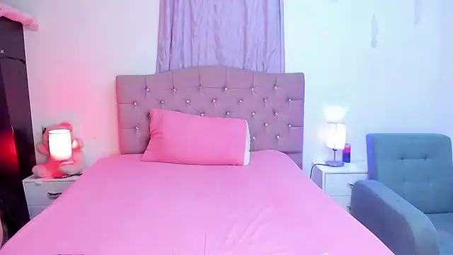 Latinabombsheell online show from 02/08/26, 06:50