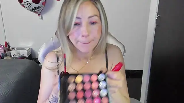 Andreina Suann online show from 09/27/25, 12:10