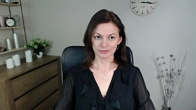 VivianWILD online show from 01/14/25, 10:27