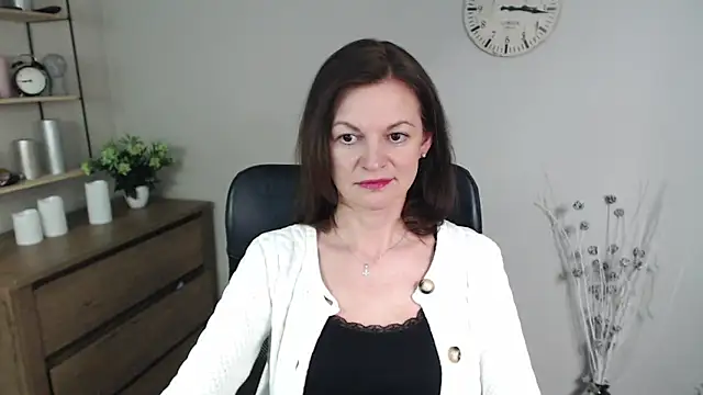 VivianWILD online show from 01/16/25, 10:21