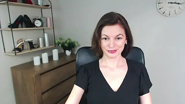 VivianWILD online show from 01/27/25, 02:02