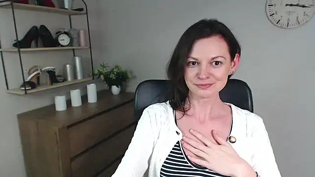 VivianWILD online show from 01/30/25, 12:59