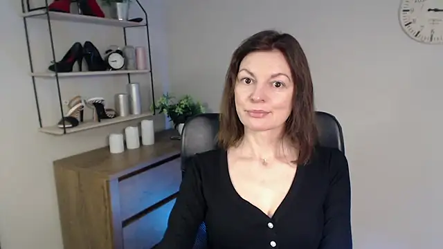 VivianWILD online show from 02/12/25, 07:13