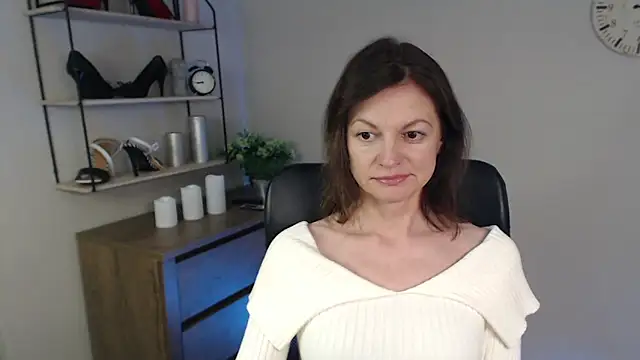 VivianWILD online show from 02/26/25, 10:47