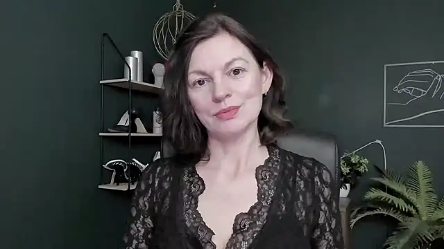 VivianWILD online show from 03/17/26, 07:12