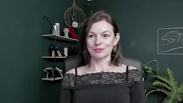 VivianWILD online show from 04/20/26, 06:05