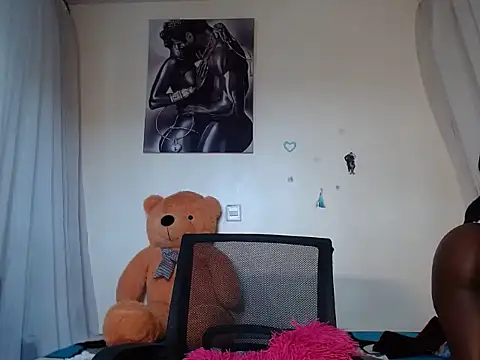 Snapshot of TeenieReeny chatting on 01/10/25, 02:45 TeenieReeny online show from 01/10/25, 02:45