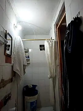 Giselabrunette25 online show from 12/17/25, 11:38