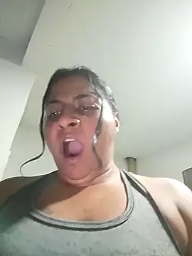 Giselabrunette25 online show from 03/28/26, 11:48