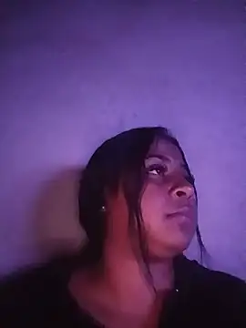 Giselabrunette25 online show from 05/19/26, 01:56