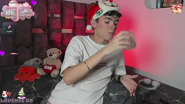 Angelo 018 online show from 12/22/24, 06:49