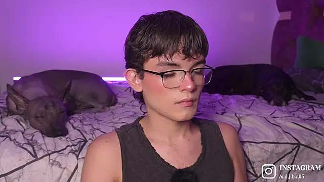 Angelo 018 online show from 11/30/25, 04:05