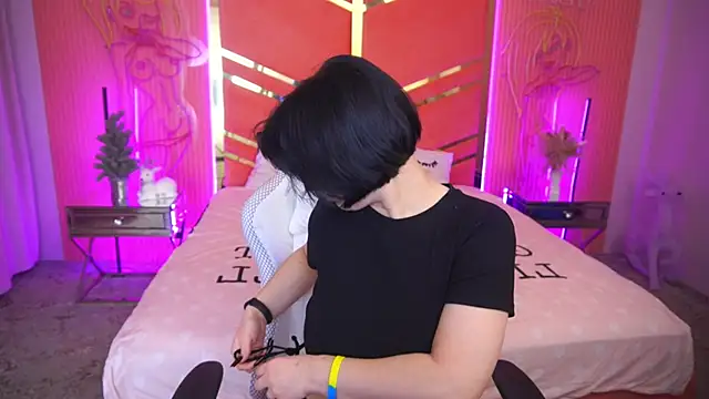 Miki Kivi online show from 01/21/25, 07:50