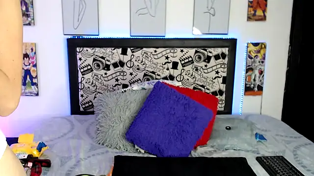 Snapshot of Rihana14 chatting on 11/25/25, 09:26 Rihana14 online show from 11/25/25, 09:26