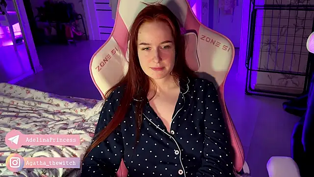 Snapshot of pearl_princess_ chatting on 12/14/24, 01:28 pearl princess online show from 12/14/24, 01:28