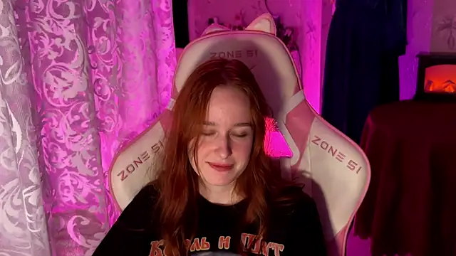 Snapshot of pearl_princess_ chatting on 10/09/25, 01:20 pearl princess online show from 10/09/25, 01:20