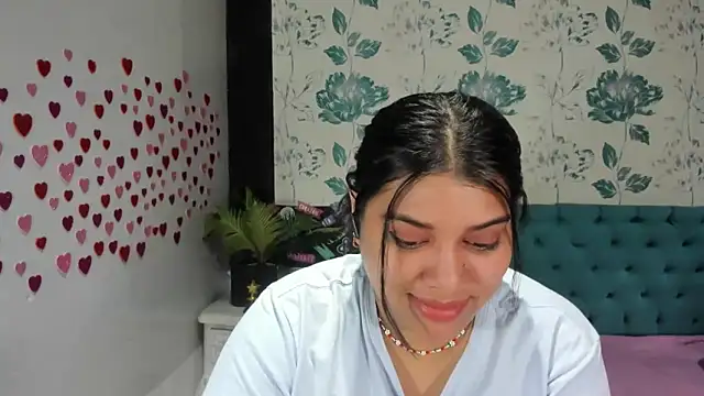 Snapshot of LindaBreeS chatting on 02/09/25, 04:18 LindaBreeS online show from 02/09/25, 04:18