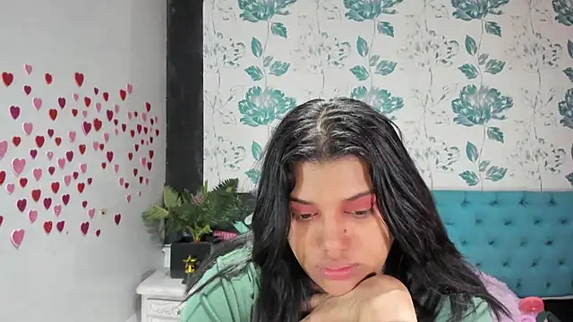 Snapshot of LindaBreeS chatting on 03/11/25, 05:13 LindaBreeS online show from 03/11/25, 05:13