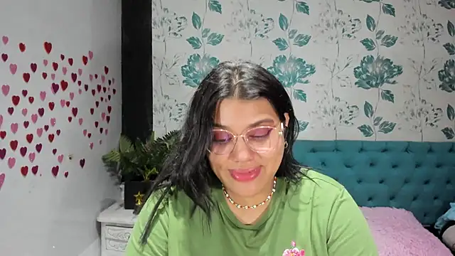 Snapshot of LindaBreeS chatting on 03/15/25, 09:27 LindaBreeS online show from 03/15/25, 09:27