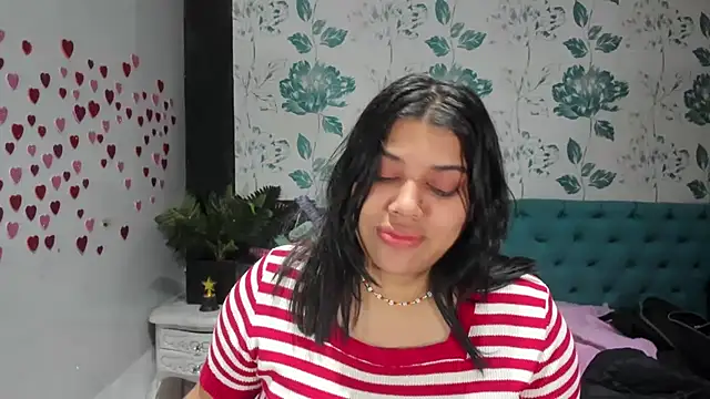 Snapshot of LindaBreeS chatting on 03/18/25, 04:48 LindaBreeS online show from 03/18/25, 04:48