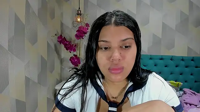 Snapshot of LindaBreeS chatting on 10/06/25, 02:58 LindaBreeS online show from 10/06/25, 02:58