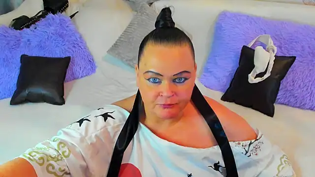 Snapshot of MilanaBiegert chatting on 01/30/25, 08:31 MilanaBiegert online show from 01/30/25, 08:31