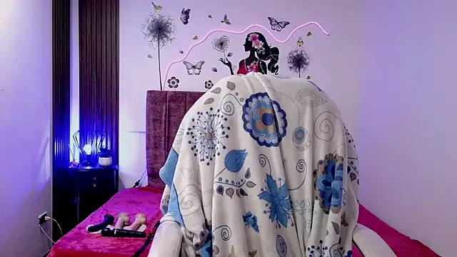 elena detroya online show from 12/15/25, 12:31