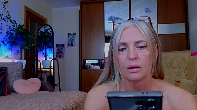 amelia blondy online show from 05/08/26, 02:44