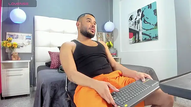 THIAGOXBIG online show from 12/18/25, 09:21