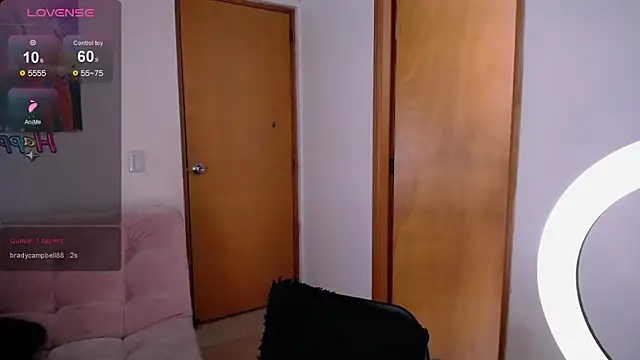 Emii Sweet online show from 03/07/26, 07:55