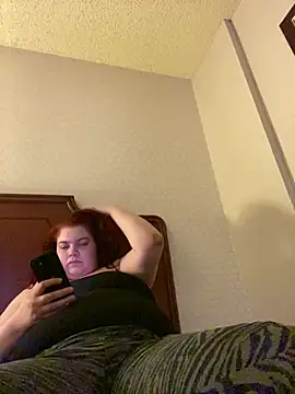 lolabun247 online show from 01/31/25, 07:50