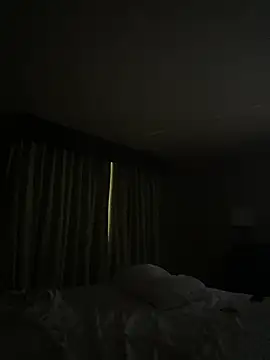 lolabun247 online show from 03/12/25, 09:44